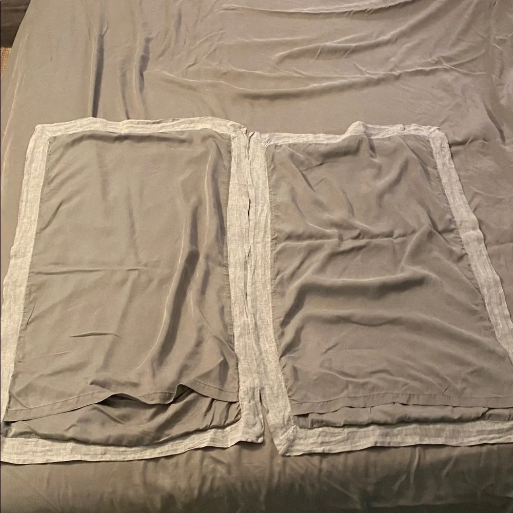 Pottery Barn Duvet Cover and Two Pillow Shams Tencel Body with Linen Trim